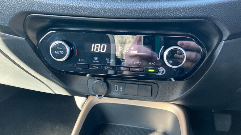 Toyota Aygo X 1.0 VVT-i Edge 5dr Petrol Hatchback